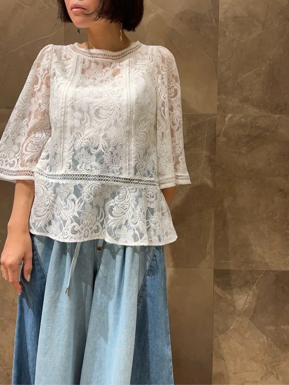 GRACE CONTINENTAL 穐山　香織 コーディネート画像