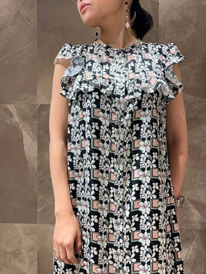 GRACE CONTINENTAL 穐山　香織 コーディネート画像