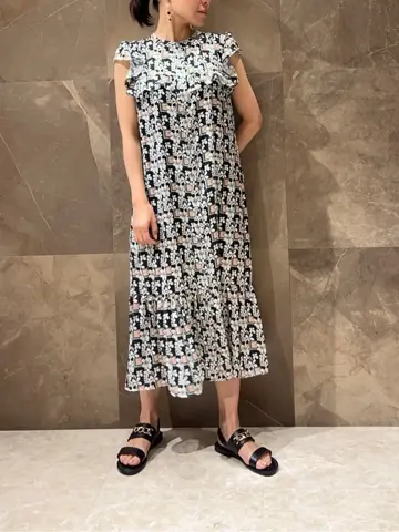 GRACE CONTINENTAL 穐山　香織 コーディネート画像