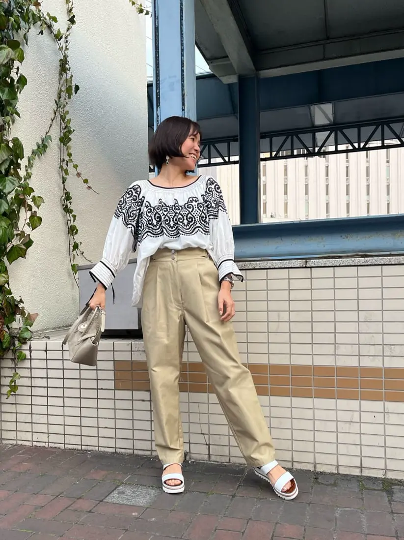 GRACE CONTINENTAL 穐山　香織 コーディネート画像