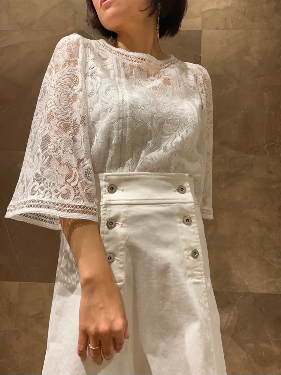 GRACE CONTINENTAL 穐山　香織 コーディネート画像