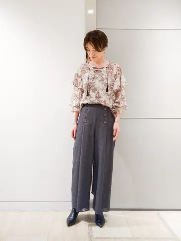 GRACE CONTINENTAL 今野　志保 コーディネート画像