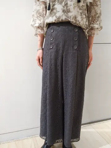 GRACE CONTINENTAL 今野　志保 コーディネート画像