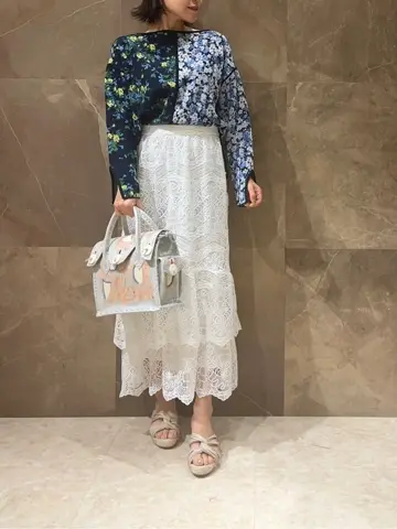 GRACE CONTINENTAL 穐山　香織 コーディネート画像