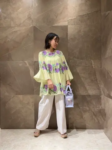 GRACE CONTINENTAL 穐山　香織 コーディネート画像