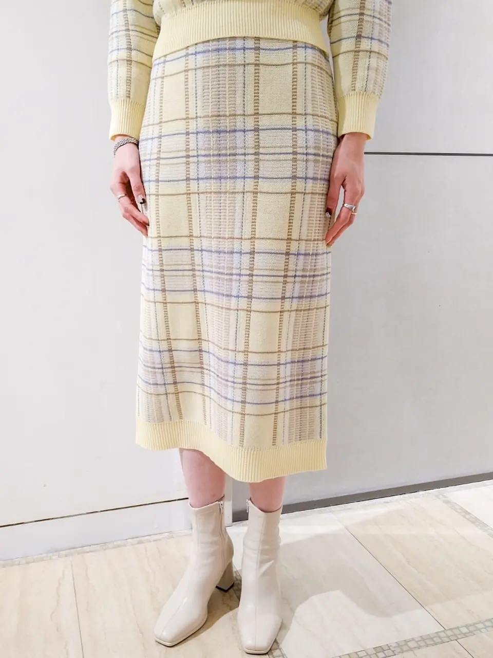 GRACE CONTINENTAL 今野　志保 コーディネート画像