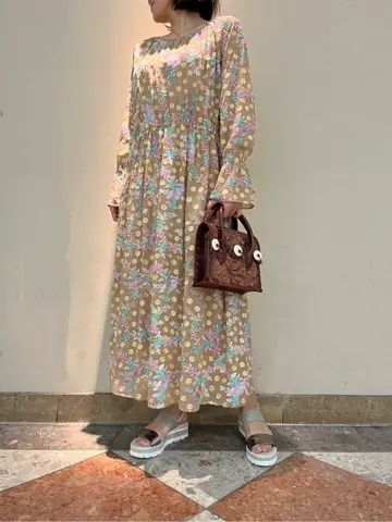 GRACE CONTINENTAL 穐山　香織 コーディネート画像