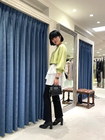 GRACE CONTINENTAL yoshi コーディネート画像