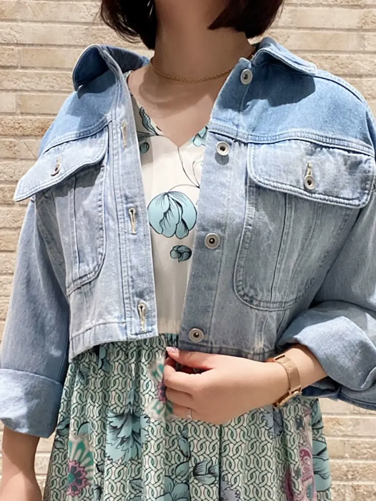 GRACE CONTINENTAL MOMOKO コーディネート画像