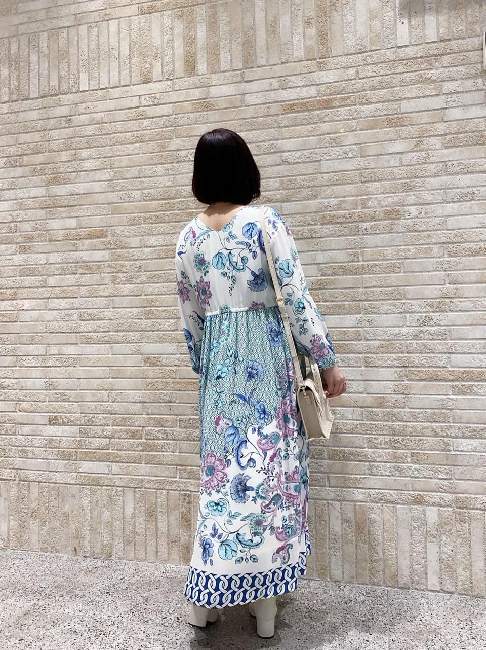 GRACE CONTINENTAL MOMOKO コーディネート画像