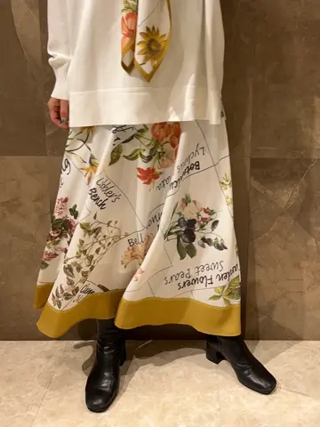 GRACE CONTINENTAL 穐山　香織 コーディネート画像