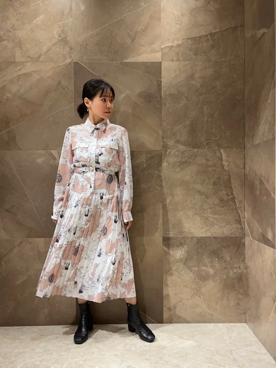 GRACE CONTINENTAL 穐山　香織 コーディネート画像