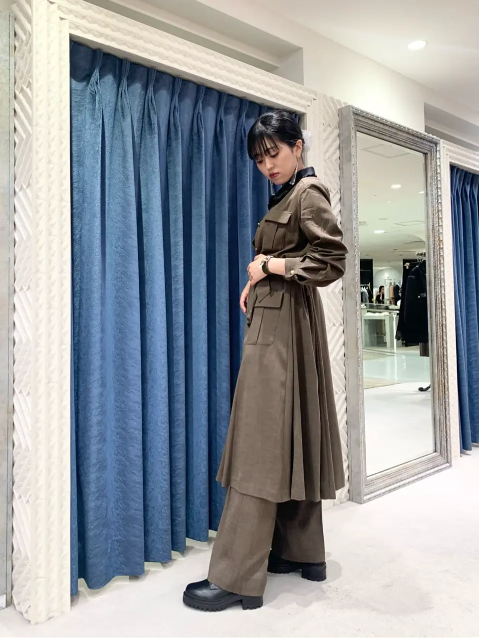 GRACE CONTINENTAL yoshi コーディネート画像