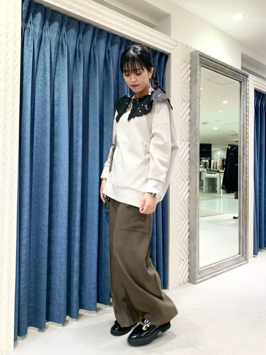 GRACE CONTINENTAL yoshi コーディネート画像