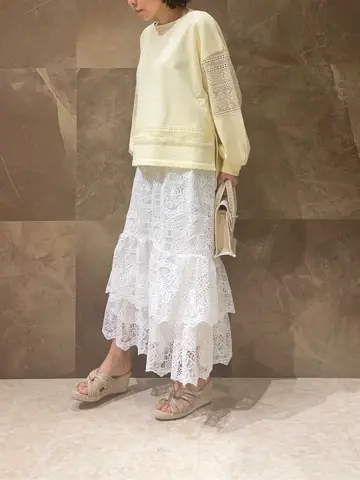 GRACE CONTINENTAL 穐山　香織 コーディネート画像