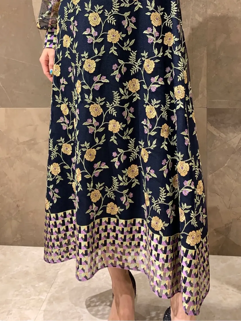 GRACE CONTINENTAL 穐山　香織 コーディネート画像