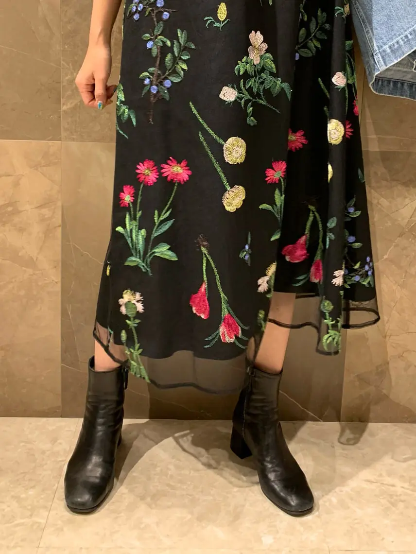 GRACE CONTINENTAL 穐山　香織 コーディネート画像