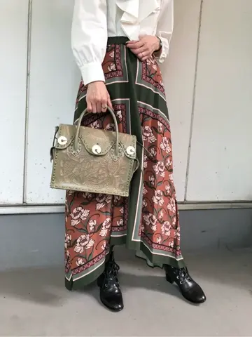 GRACE CONTINENTAL 亀田 未希 コーディネート画像