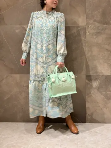 GRACE CONTINENTAL 穐山　香織 コーディネート画像