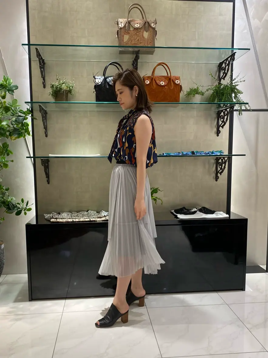 GRACE CONTINENTAL miyata コーディネート画像