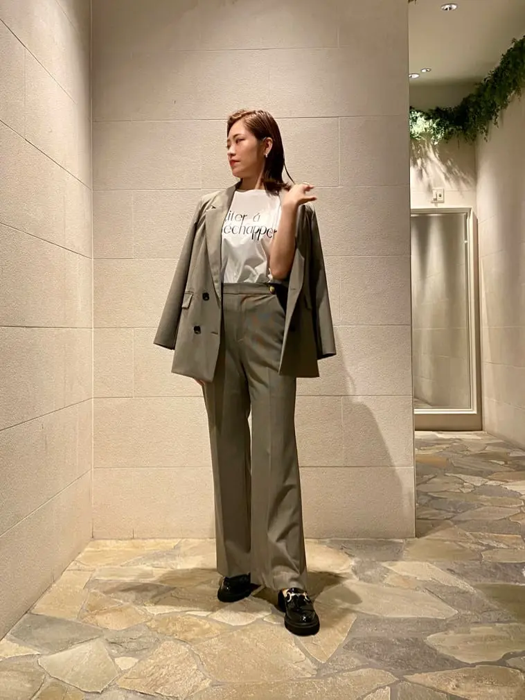 GRACE CONTINENTAL miyata コーディネート画像