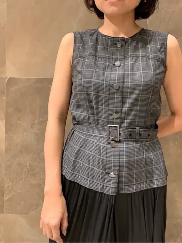 GRACE CONTINENTAL 穐山　香織 コーディネート画像