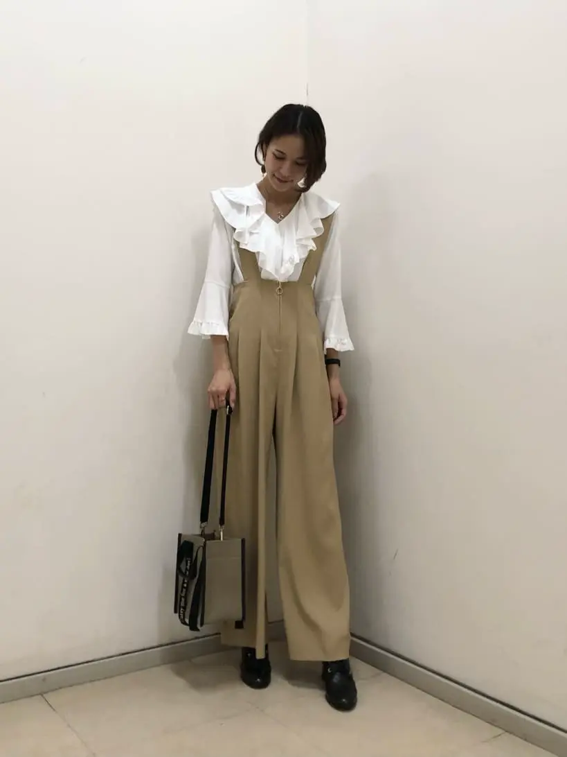 GRACE CONTINENTAL 亀田 未希 コーディネート画像