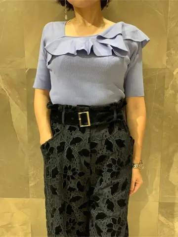 GRACE CONTINENTAL 穐山　香織 コーディネート画像