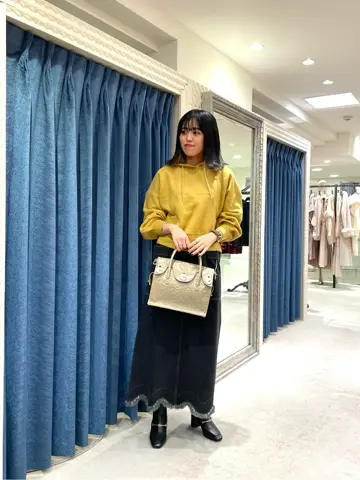 GRACE CONTINENTAL yoshi コーディネート画像