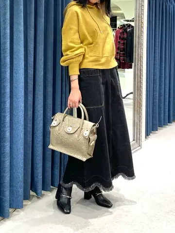 GRACE CONTINENTAL yoshi コーディネート画像