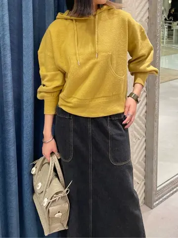 GRACE CONTINENTAL yoshi コーディネート画像