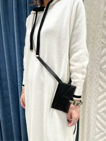 GRACE CONTINENTAL yoshi コーディネート画像