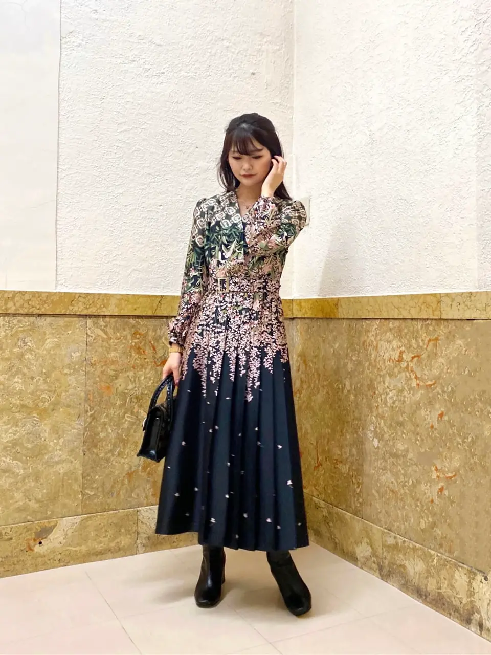 GRACE CONTINENTAL MORITA AI コーディネート画像