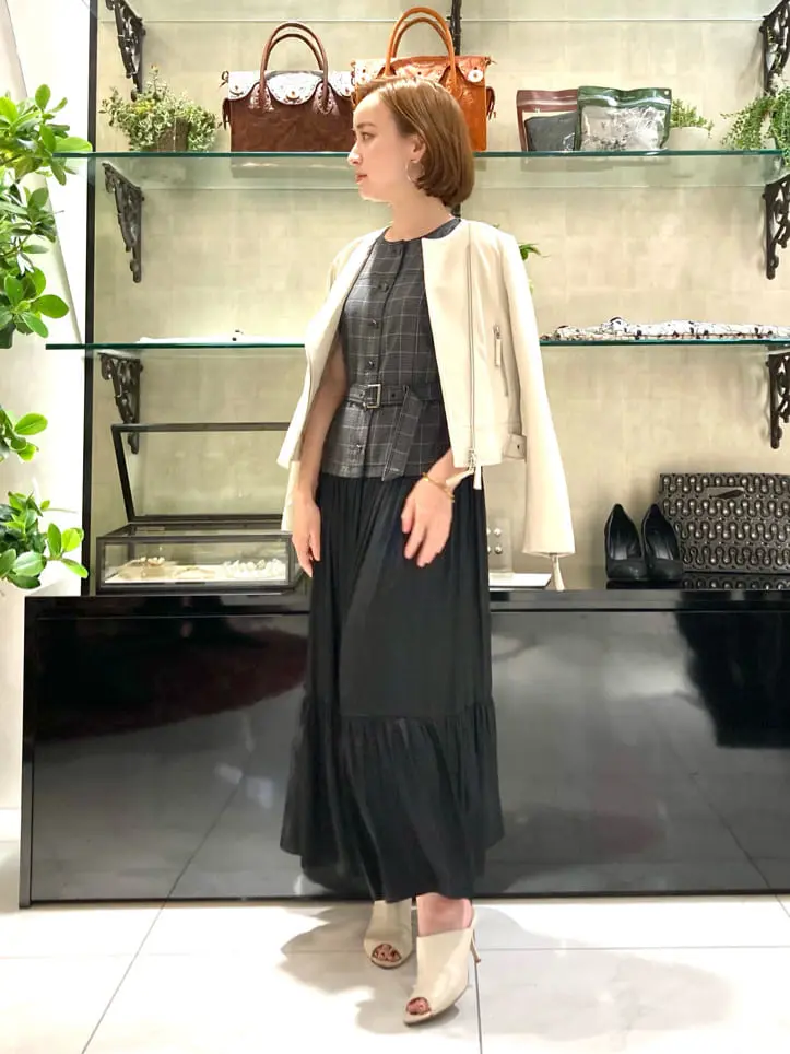 GRACE CONTINENTAL okunaka_desu コーディネート画像