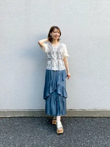 GRACE CONTINENTAL 青木育日 コーディネート画像