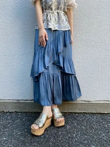 GRACE CONTINENTAL 青木育日 コーディネート画像