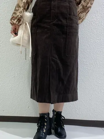 GRACE CONTINENTAL MOMOKO コーディネート画像