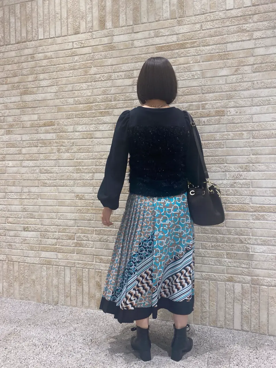 GRACE CONTINENTAL MOMOKO コーディネート画像