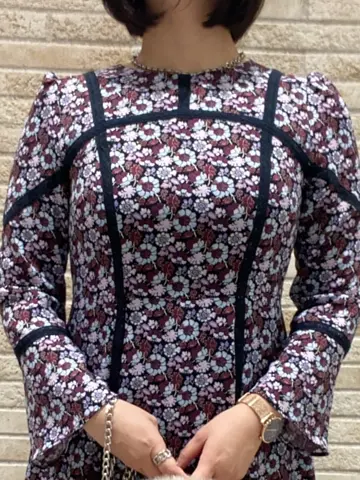 GRACE CONTINENTAL MOMOKO コーディネート画像