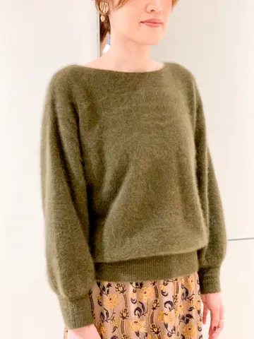 GRACE CONTINENTAL 今野　志保 コーディネート画像