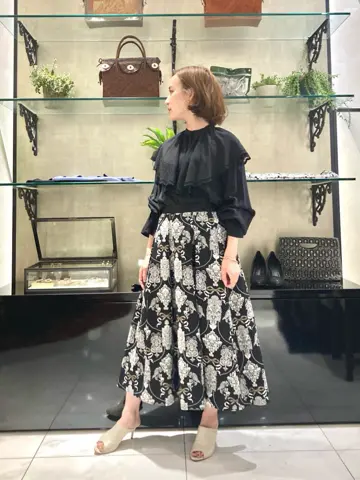 GRACE CONTINENTAL okunaka_desu コーディネート画像