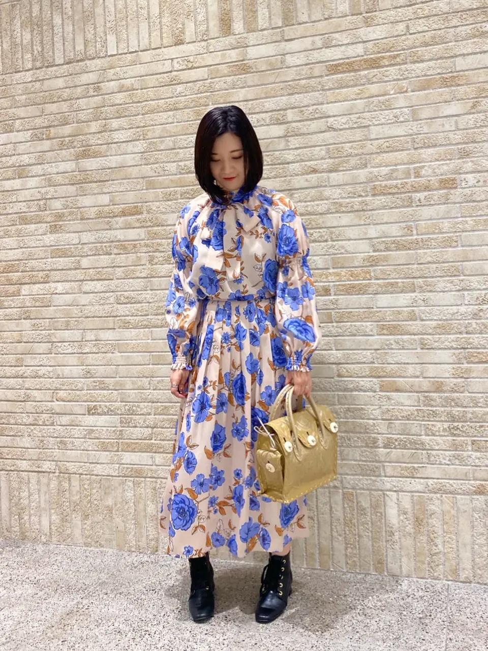 GRACE CONTINENTAL MOMOKO コーディネート画像