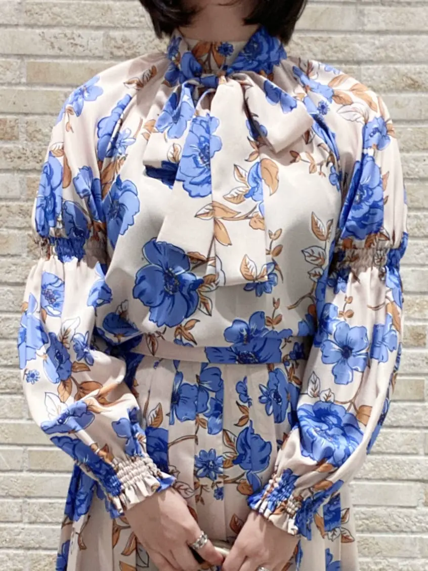 GRACE CONTINENTAL MOMOKO コーディネート画像