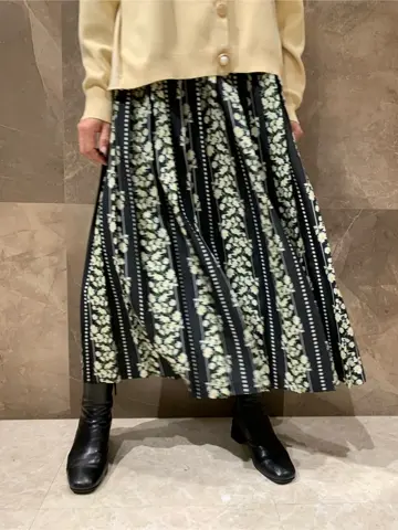 GRACE CONTINENTAL 穐山　香織 コーディネート画像