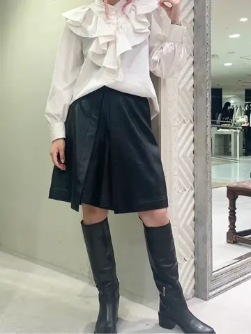 GRACE CONTINENTAL yoshi コーディネート画像