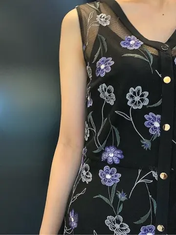 GRACE CONTINENTAL yoshi コーディネート画像