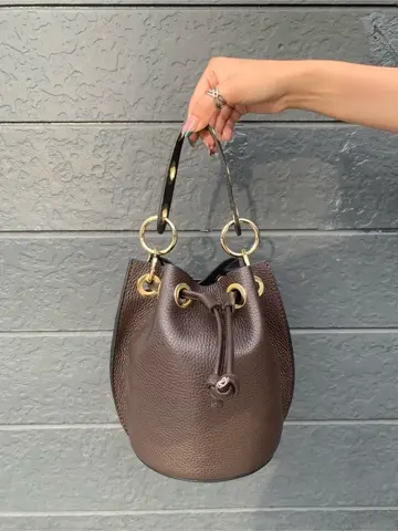 GRACE CONTINENTAL yoshi コーディネート画像