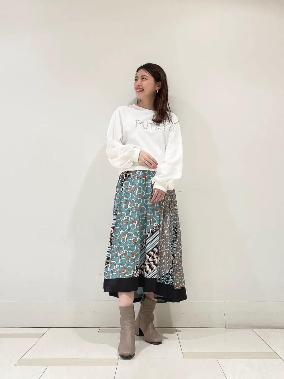 GRACE CONTINENTAL minami コーディネート画像