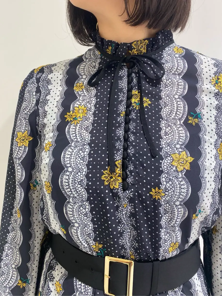 GRACE CONTINENTAL MOMOKO コーディネート画像