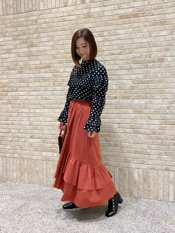 GRACE CONTINENTAL MOMOKO コーディネート画像